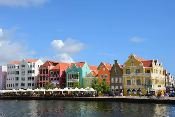 depositphotos_43100843-stock-photo-colorful-buildings-of-curacao